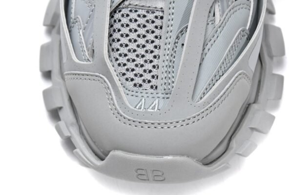 balenciaga_tess_s__grey_542023_w2la1_3253__179554523771E.jpg Balenciaga Track Grey 542023 W2LA1 3253