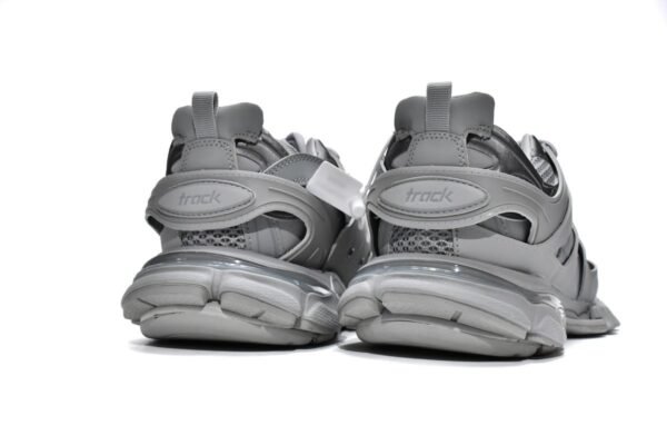 balenciaga_tess_s__grey_542023_w2la1_3253__179554526481A.jpg Balenciaga Track Grey 542023 W2LA1 3253