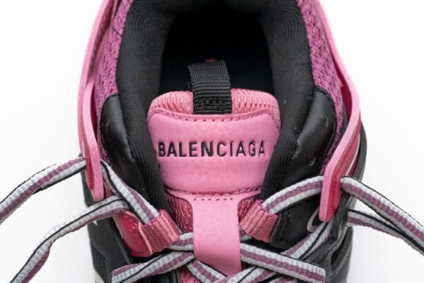balenciaga_tess_s_black_purplish_red__542436_w1gb7_5482_179555F7AB814.jpg Balenciaga Track Black Purplish Red 542436 W1GB7 5482