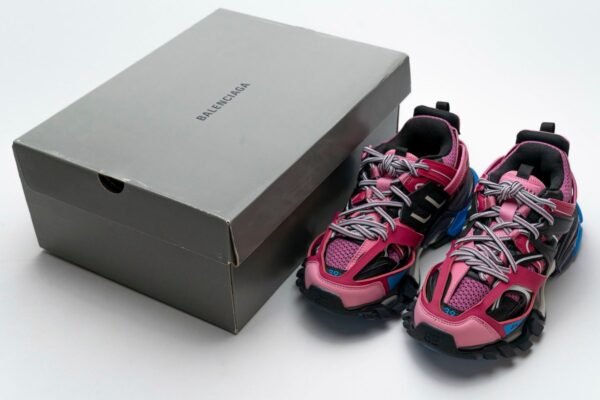 balenciaga_tess_s_black_purplish_red__542436_w1gb7_5482_179555F80FE17.jpg Balenciaga Track Black Purplish Red 542436 W1GB7 5482