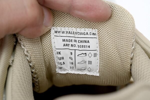 balenciaga_track_2_sneaker_khaki_568614_w2gn3_9710_1898381298811.jpg Balenciaga Track 2 Sneaker Khaki 568614 W2GN3 9710