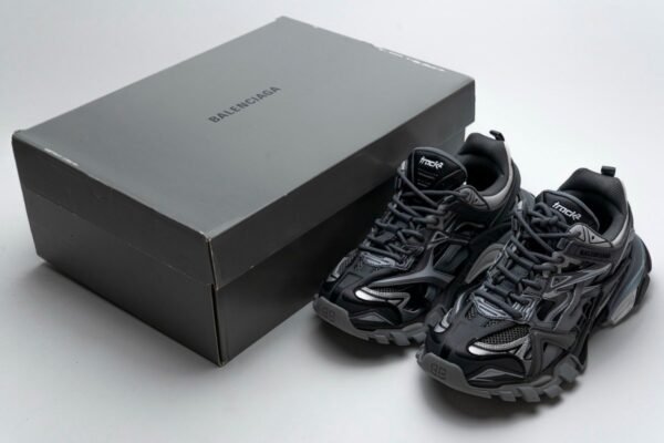 balenciaga_track_2_sneaker_medium_grey_570391_w2gn3_1285__179683C1CEE17.jpg Balenciaga Track 2 Sneaker Medium Grey 570391 W2GN3 1285
