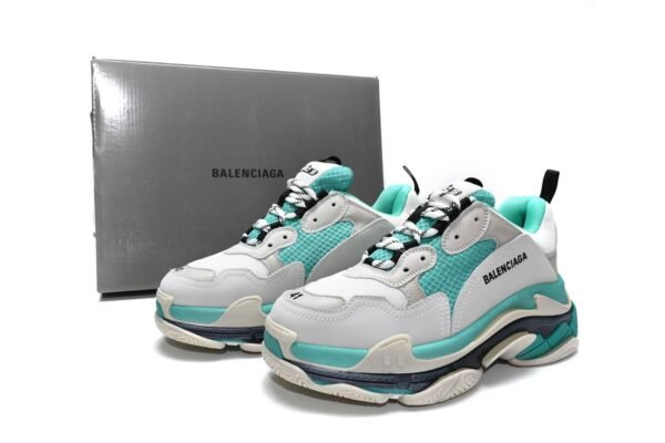 balenciaga_triple_s_mint_green_524039_w09e1_9878_179053A4FC117.jpg Balenciaga Triple S Mint Green 524039 W09E1 9878