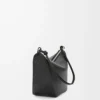 be8bfb779ca7d49a606a26049c7ae3d1-scaled-1.webp Mini Hammock hobo in classic calfskin