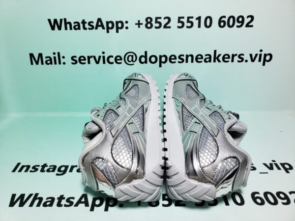 bottega_veneta_orbit_silvery_1BFF6F7D4E416-scaled-1.jpg Bottega Veneta Orbit Silvery