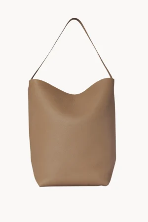 cfe522b9a5227f957e918cb142b73881.webp Large N/S Park Tote Bag in Leather