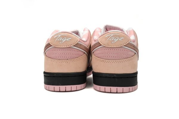 CONCEPTS × Nike Dunk SB Pink Lobster BV1310-800