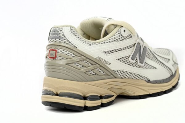 copy_of__new_balance_khaki_grey_m1906rl_186C4A6731511.jpg NEW BALANCE Beige M1906RP