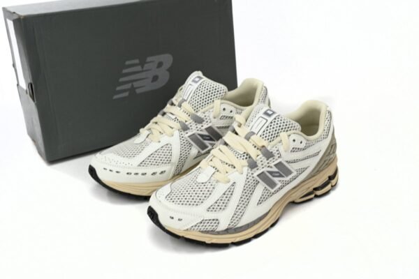 copy_of__new_balance_khaki_grey_m1906rl_186C4A684E913.jpg NEW BALANCE Beige M1906RP