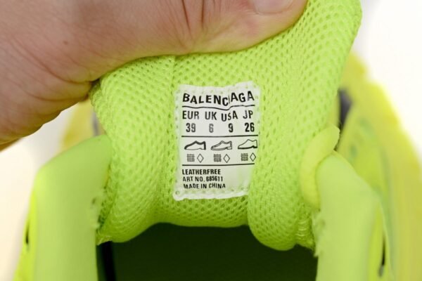Balenciaga Defender Apple Green 685613 W2RAB 7510