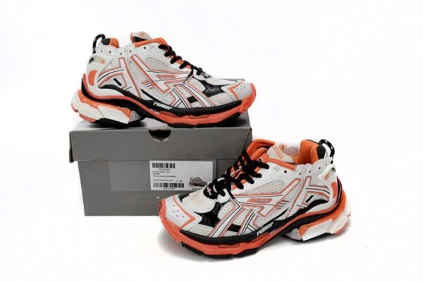 copy_of_balenciaga_runner_white_and_black_characters_19B73BC2E9513.jpg Balenciaga Runner White Orange Black 677402 W3RB7 9051