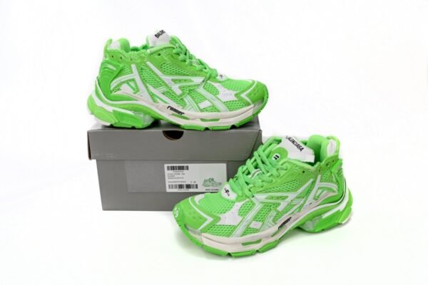 copy_of_balenciaga_runner_white_orange_677402_w1rb2_2115_19B73F3003B10.jpg Balenciaga Runner White Green 677402 W3RBM 3590