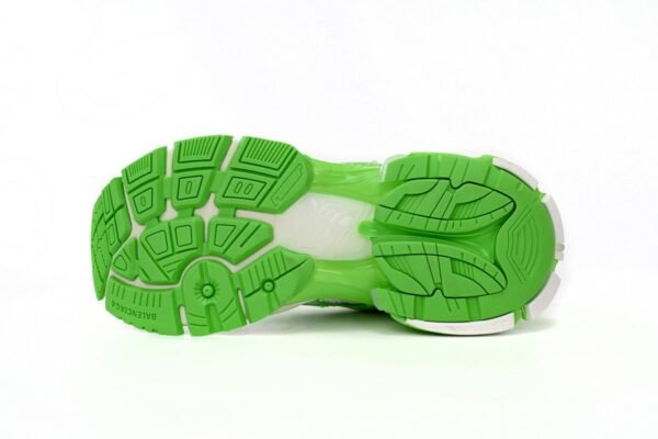 copy_of_balenciaga_runner_white_orange_677402_w1rb2_2115_19B73F305D11A.jpg Balenciaga Runner White Green 677402 W3RBM 3590