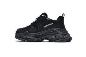copy_of_balenciaga_triple_s_red_clear_sole_541624w09o16500_193E252A96D1F.jpg Balenciaga Triple S Black 541624 W09O1 1000