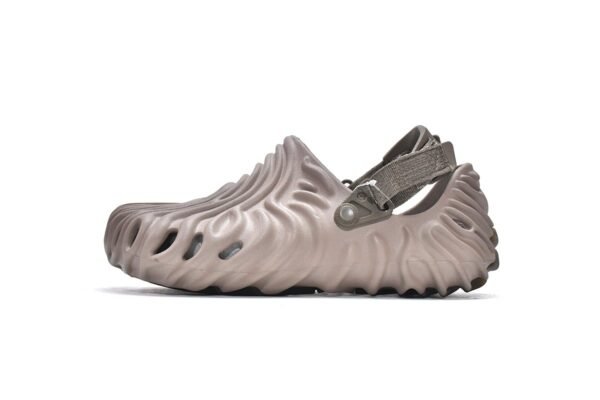 copy_of_crocs_pollex_clog_by_salehe_bembury_stratus_207393_1cn__187A6F5242F14.jpg Crocs Pollex Clog by Salehe Bembury Menemsha