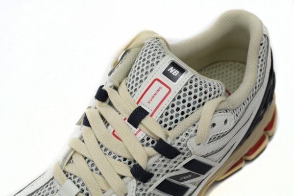copy_of_new_balance_1906r__refined_future__m1906dd_186C499FCBA10.jpg NEW BALANCE Greyish Red M1906RR