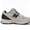 copy_of_new_balance_beige_m1906rp_186C4A9B22411.jpg NEW BALANCE Light Gray M1906DC