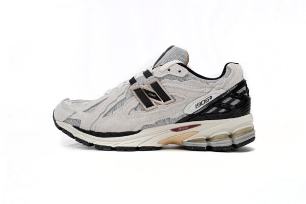 copy_of_new_balance_beige_m1906rp_186C4A9B8371F.jpg NEW BALANCE Light Gray M1906DC