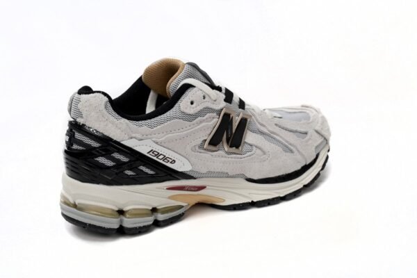 copy_of_new_balance_beige_m1906rp_186C4A9BB061E.jpg NEW BALANCE Light Gray M1906DC