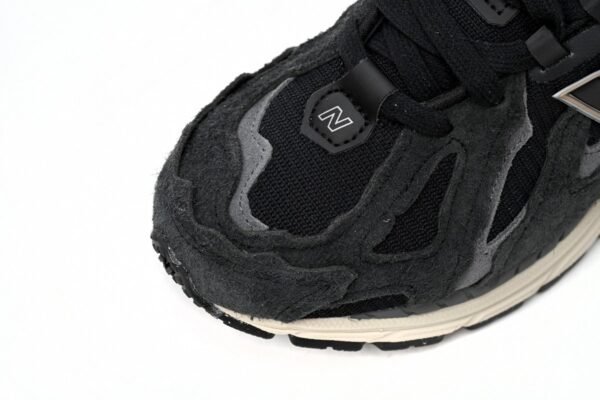 copy_of_new_balance_black_m1906rk_186C496297710.jpg New Balance 1906R “Refined Future” M1906DD