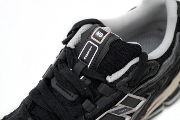 copy_of_new_balance_black_m1906rk_186C49640BC19.jpg New Balance 1906R “Refined Future” M1906DD