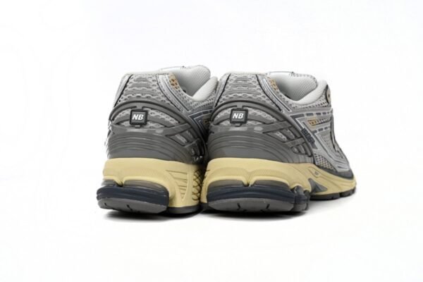 NEW BALANCE Grey silver M1906RTI