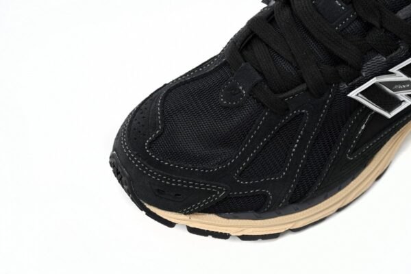 copy_of_new_balance_retro_grey__m1906da_186C492D4361A.jpg NEW BALANCE Black M1906RK