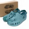 crocs_pollex_clog_by_salehe_bembury_tide_187A74985A719.jpg Crocs Pollex Clog by Salehe Bembury Tide