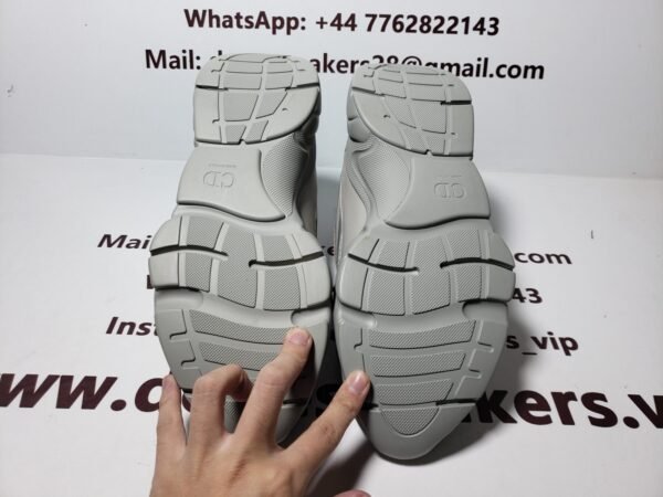 dior_b22_triple_grey_3sn231yka804_19BDC2235E918-scaled-1.jpg Dior B22 Triple Grey 3SN231YKA804