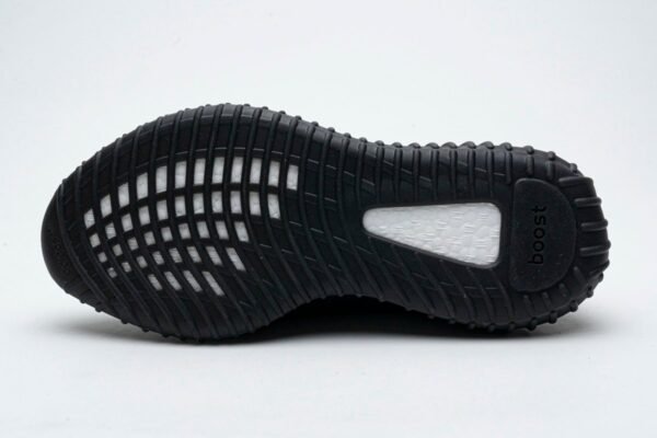 Dope sneakers Yeezy Boost 350 V2 Core Black Reps BY9612