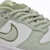 Dunk Low SE "Honeydew" DQ7579-300