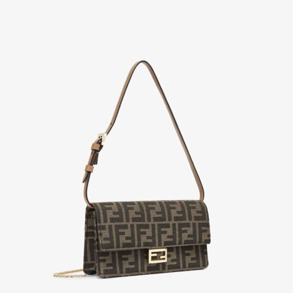 Chain with wallet BAGUETTE handbag