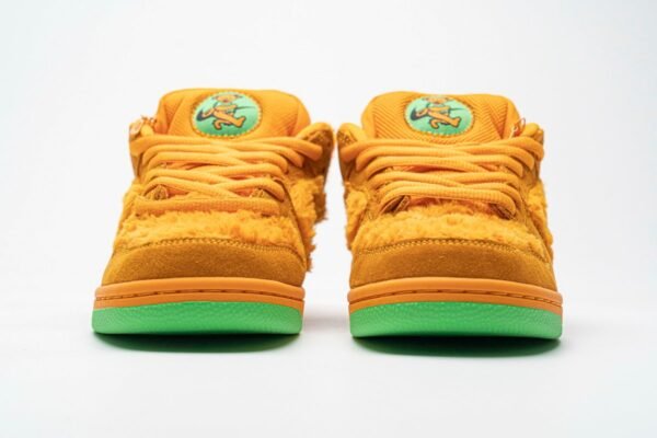 Grateful Dead x Nike SB Dunk Low Pro QS  “ Orange Bear”  CJ5378-800