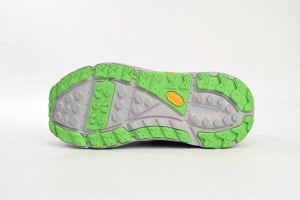 Hoka One One Tor Ultra Low Black Ash 1130310 -BZST