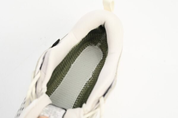 Hoka One One Tor Ultra Low White Nimbus Cloud  1130310-WNCL
