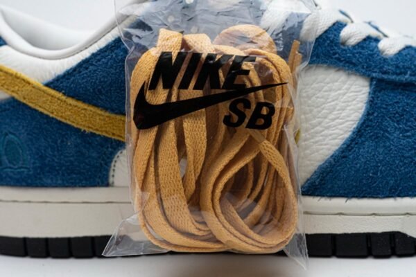 kasina_x_nike_dunk_low__80s_bus__cz6501_100_1806C8DEDBB16.jpg Kasina x Nike Dunk Low “80s Bus” CZ6501-100