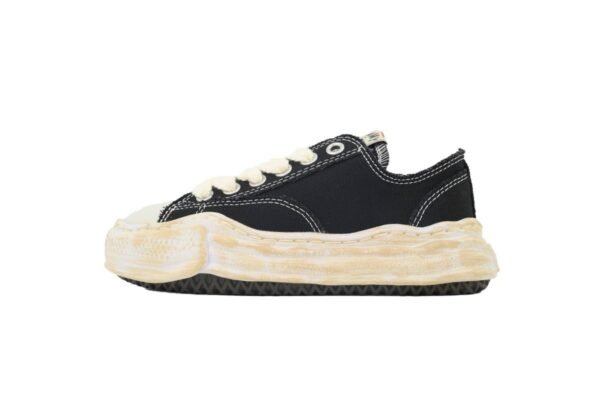 Mihara Yasuhiro  Retro Black And White NO.735