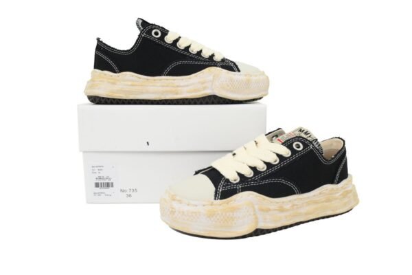 Mihara Yasuhiro  Retro Black And White NO.735