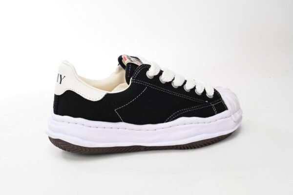 Mihara Yasuhiro Black And White  NO.703