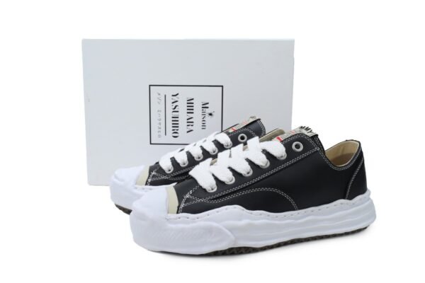 MIHARA YASUHIRO Black and White  NO.779
