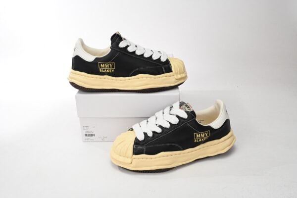 Mihara Yasuhiro Black Gold White Tail NO.787