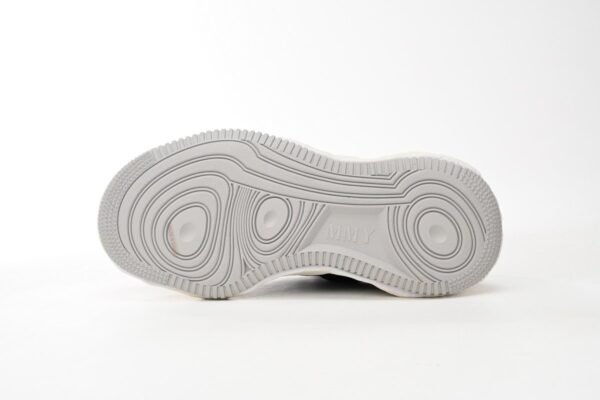 Mihara Yasuhiro White And Black Gray Low  NO.769