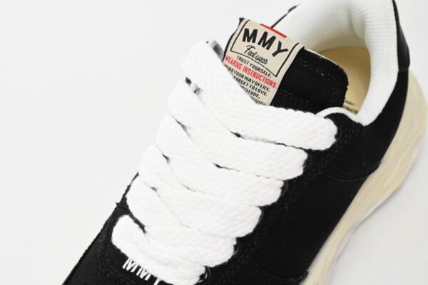 Mihara Yasuhiro White And Black Gray Low  NO.769