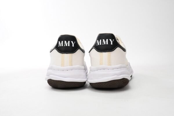 Mihara Yasuhiro White And White Yellow NO.704
