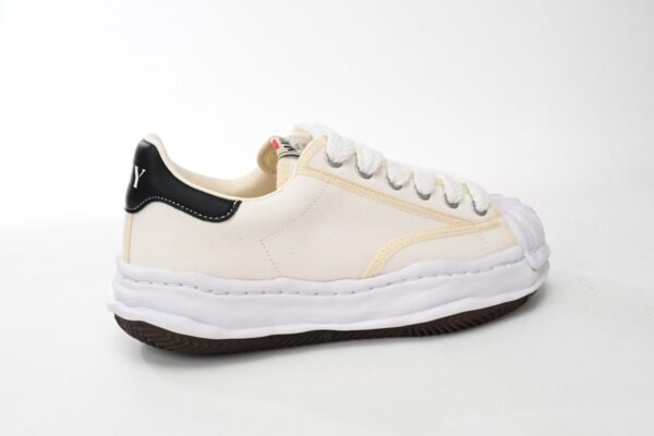 Mihara Yasuhiro White And White Yellow NO.704