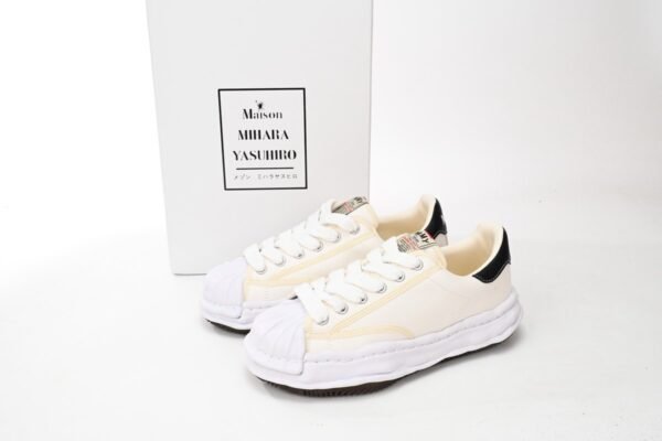 Mihara Yasuhiro White And White Yellow NO.704