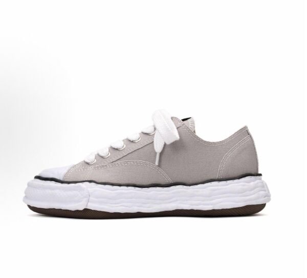 mihara_yasuhiro_white_light_brown_no_806_1C25497306417.jpg Mihara Yasuhiro White Light Brown NO.806