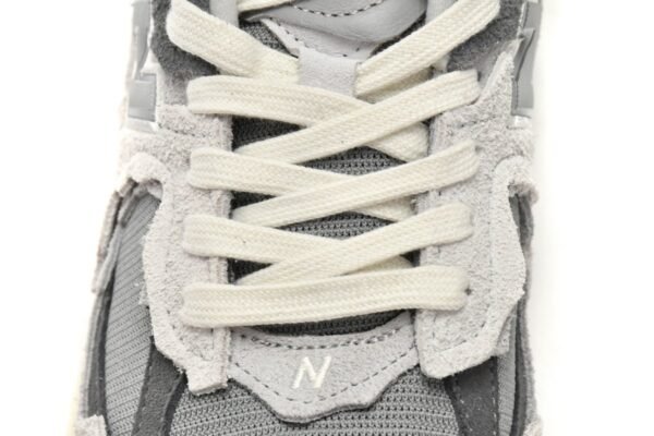 New Balance 2002R Cloud Ash M2002RDA