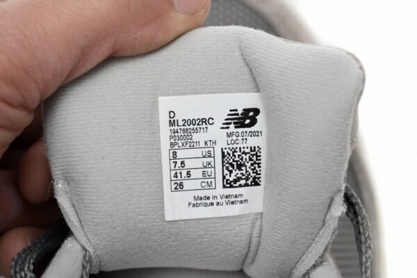 new_balance_2002r_light_gray_m2002rc_183A314DD1718.jpg New Balance 2002R Light Gray M2002RC