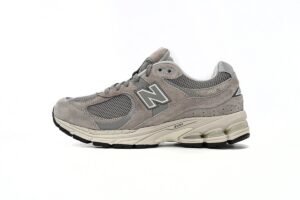 New Balance 2002R Light Gray M2002RC